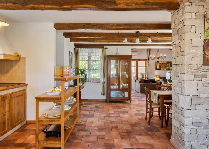 Nonna Lucia Villa *