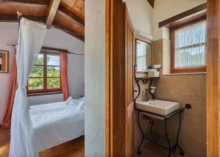 Nonna Lucia Villa
