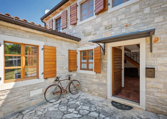 Nonna Lucia Villa