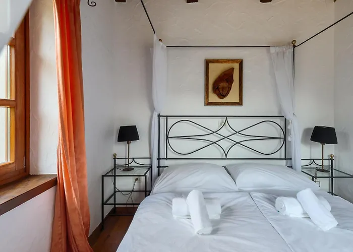 Nonna Lucia Villa