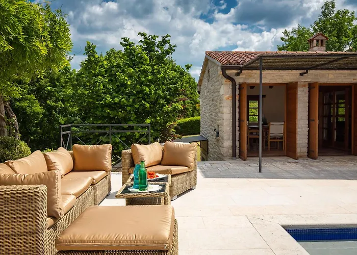 Nonna Lucia Groznjan