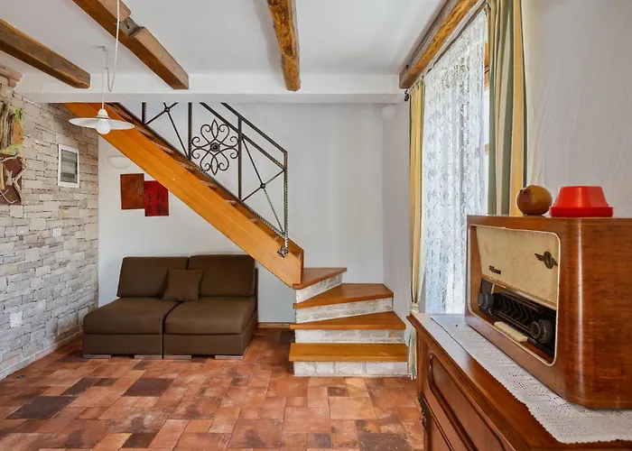 Nonna Lucia Groznjan